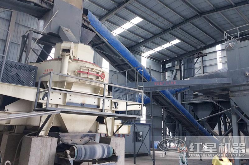 封閉式石頭破碎機(jī)生產(chǎn)線(xiàn) 封閉式石頭破碎機(jī)生產(chǎn)線(xiàn)