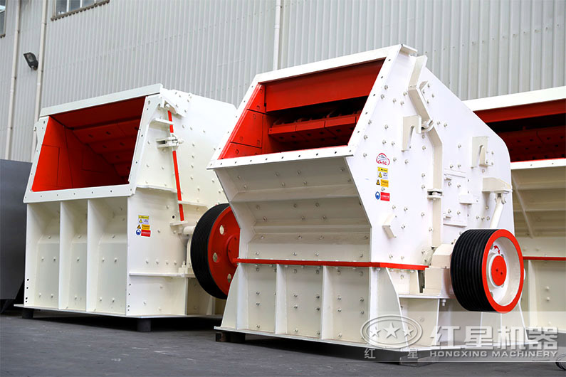 反擊式破碎機(jī) 反擊式破碎機(jī)