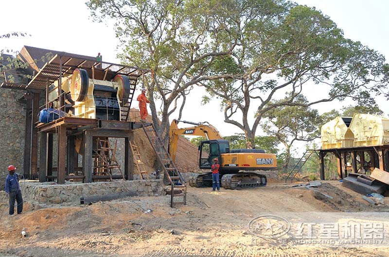 頁巖破碎、制砂海外生產(chǎn)現(xiàn)場搭建中