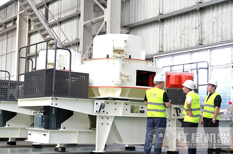 用戶到場考察河卵石制砂設備中 用戶到場考察河卵石制砂設備中