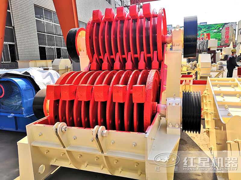 雙級破碎機上下轉(zhuǎn)子細節(jié)圖 雙級破碎機上下轉(zhuǎn)子細節(jié)圖
