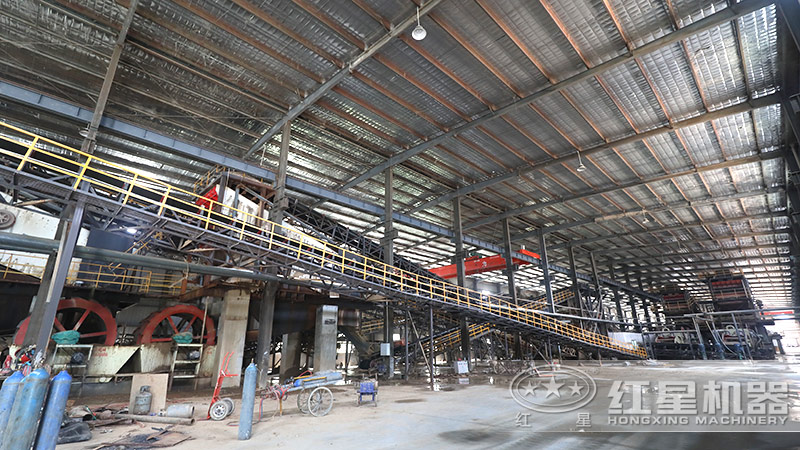 破碎洗沙設(shè)備多少錢，一小時產(chǎn)量200噸