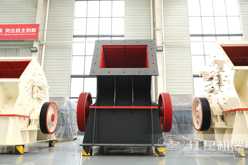 鵝卵石制沙機(jī)型號(hào)時(shí)產(chǎn)300噸有哪些，一臺(tái)價(jià)格多少？附視頻