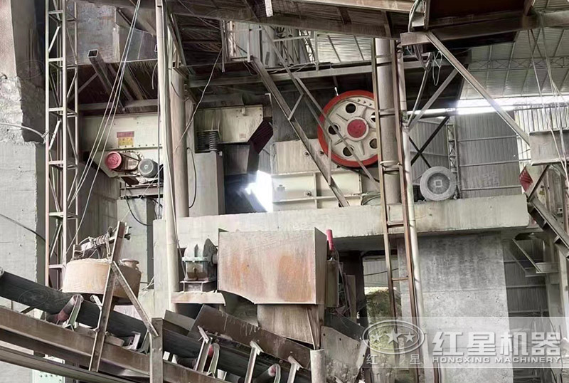 粗破鄂式破碎機(jī)-69鄂破價格是多少，帶生產(chǎn)線視頻